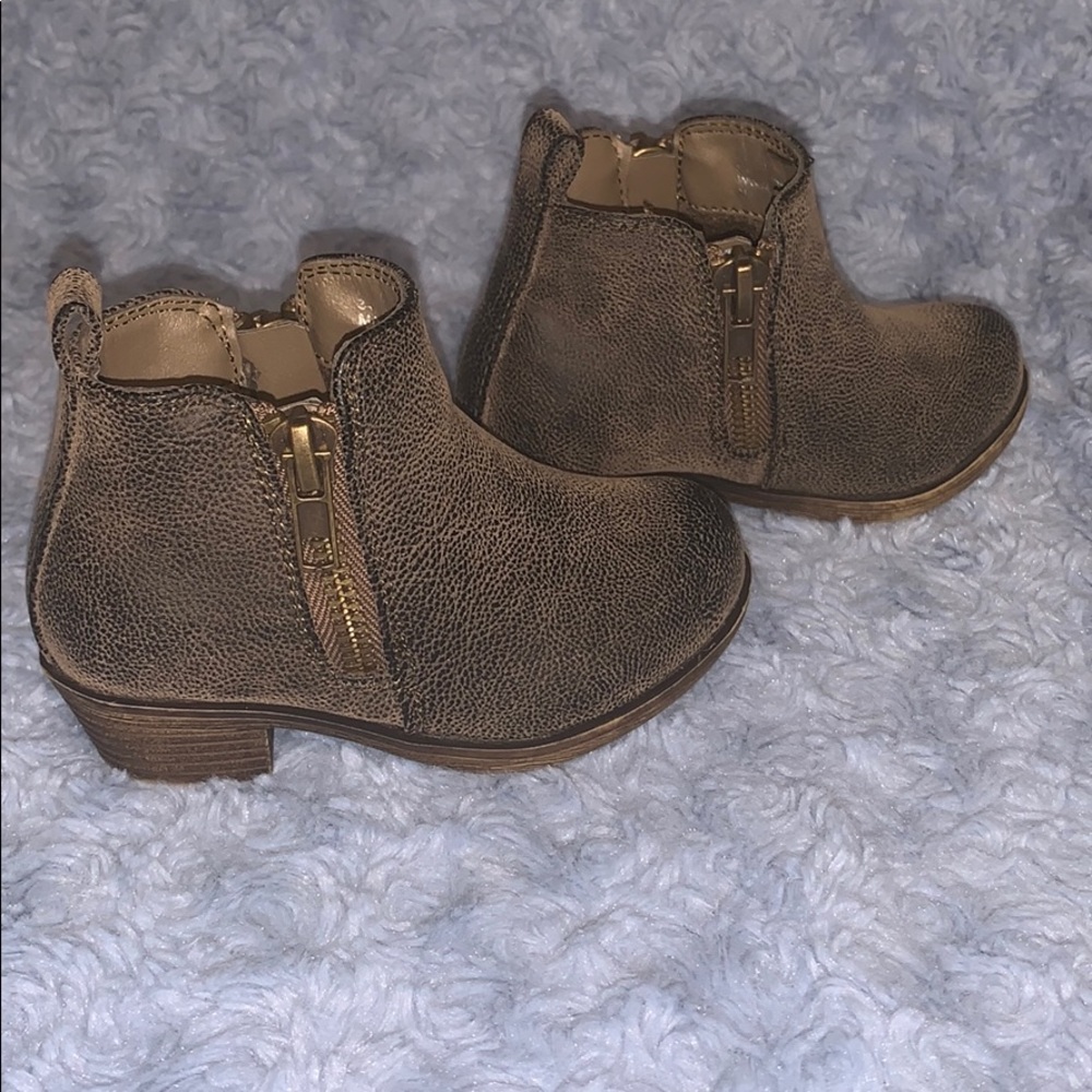 Boots - Picture 2 of 4